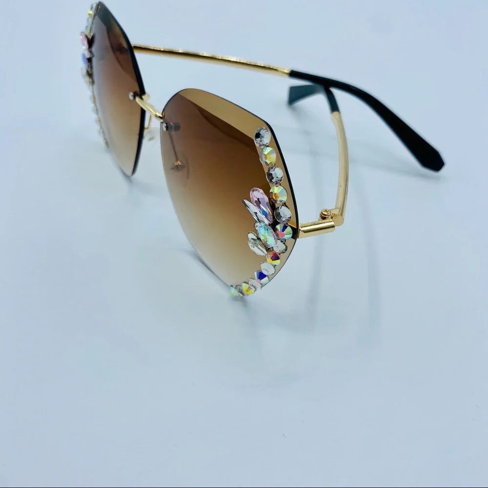 New✨Rhinestone Embellished Rimless Fashion Sunglasses✨